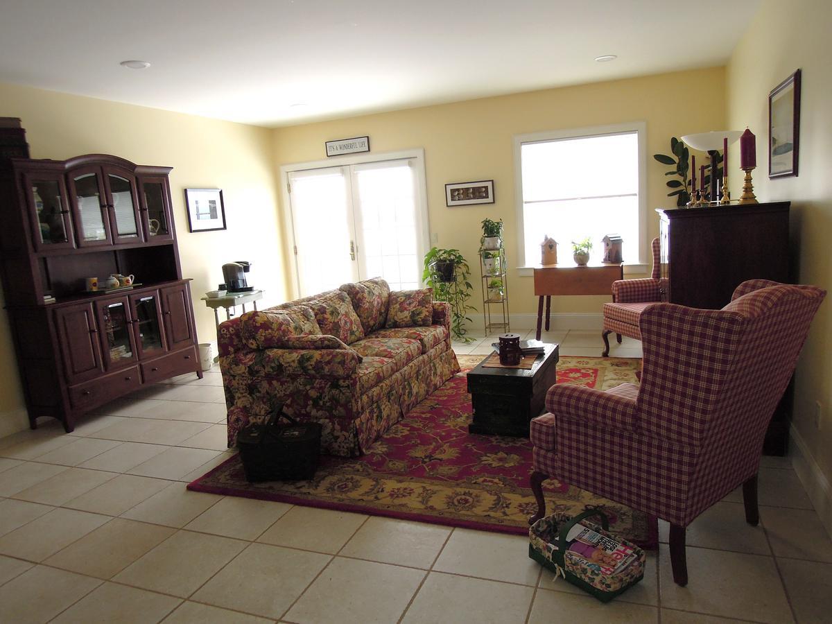 Button Bay Bed And Breakfast 베르젠느 외부 사진
